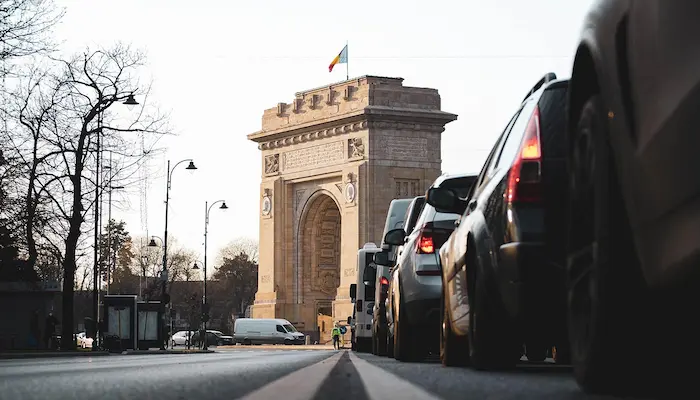 Tururi pietonale autentice cu ghizi locali